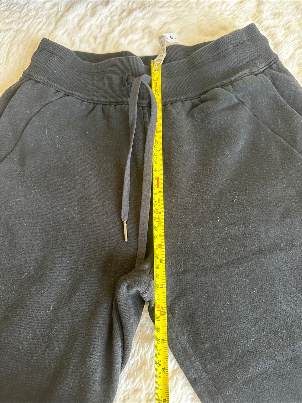 lululemon Scuba High rise Black Ribbed Cuff Joggers - Picture 5 of 5